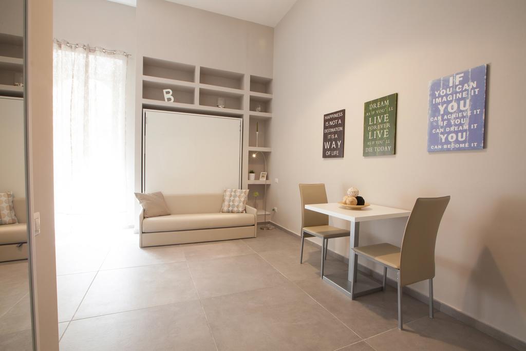 Bovio Prestige Apartments Naples Luaran gambar