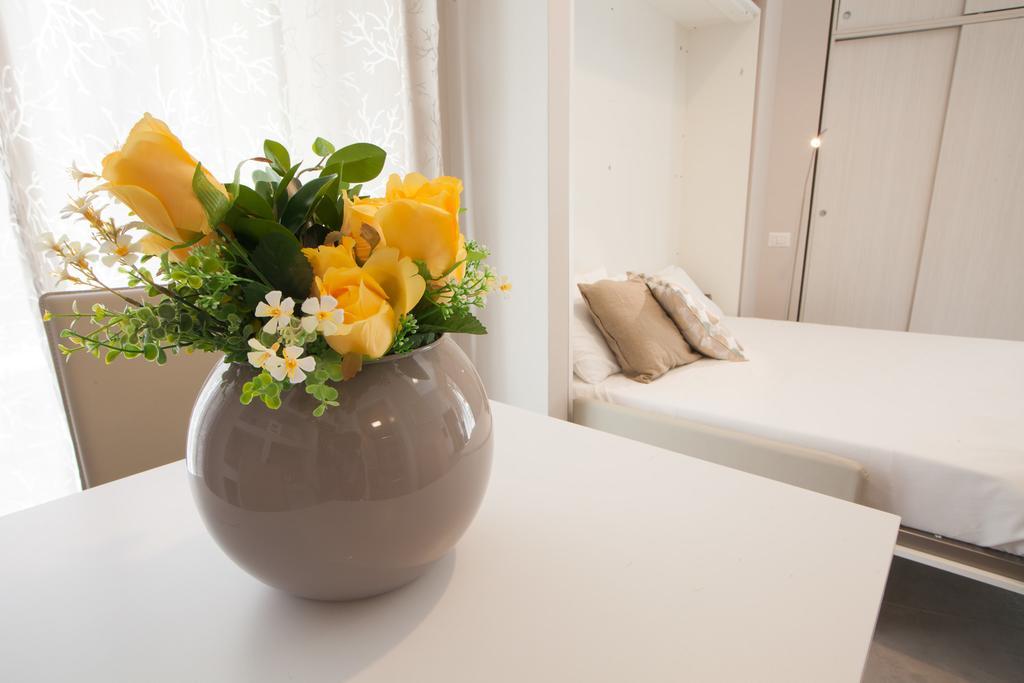 Bovio Prestige Apartments Naples Luaran gambar